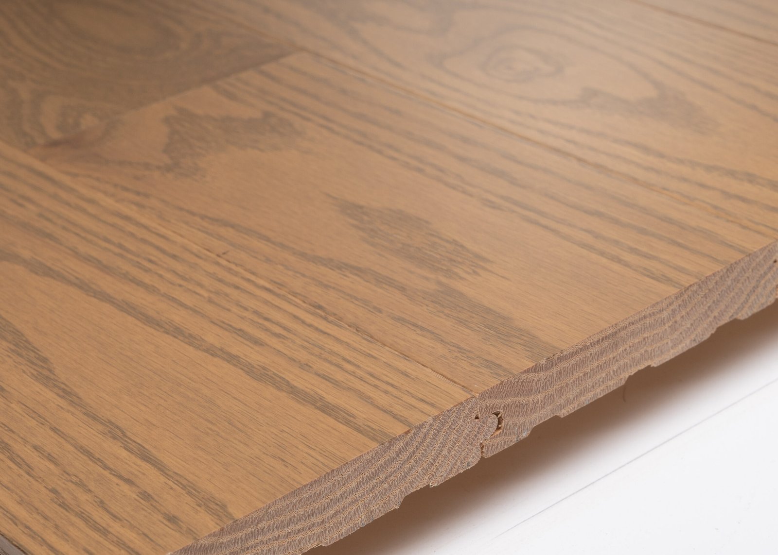 sheoga red oak character prefinished nutmeg